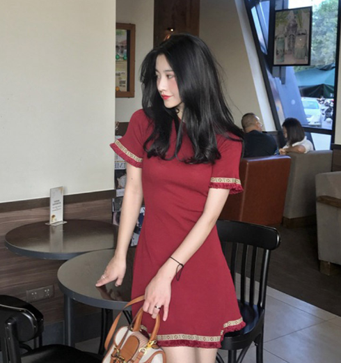 Ruffled Edge Short Sleeve Bodycon Midi Dress